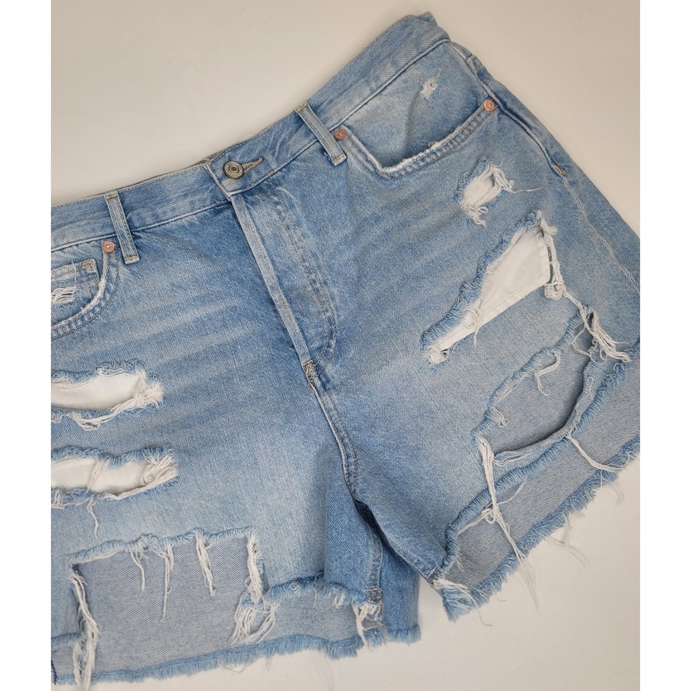 We The Free Distressed Denim Shorts Womens Size 31 Raw‎ Hem Button Fly Jeans